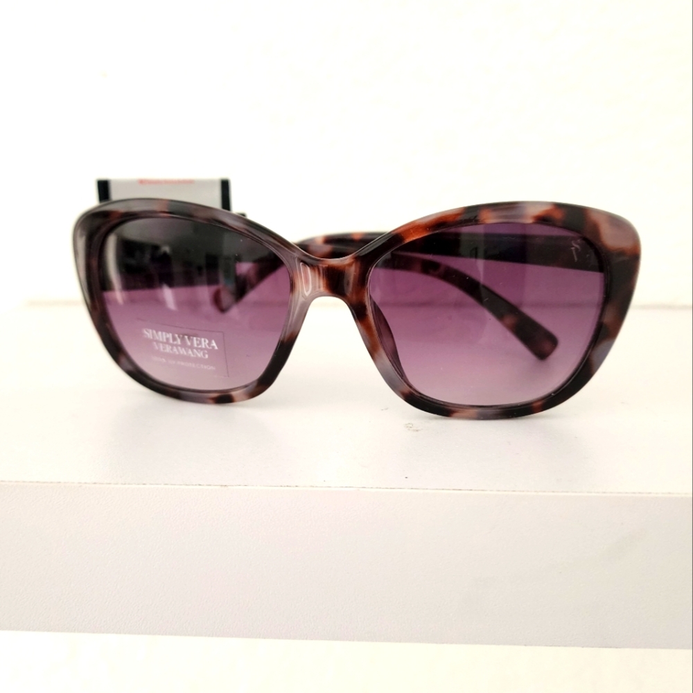 Simply Vera Vera Wang Women's NWT 56mm Rubee Cat Eye Tortoise/Purple Sunglasses.